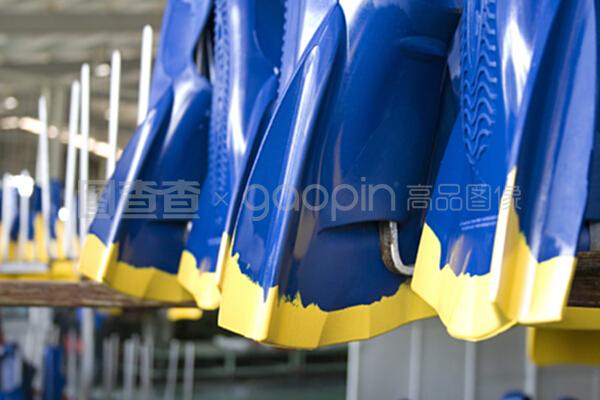 橡膠游泳鰭 提升游泳效能與體能訓(xùn)練的理想裝備